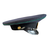 Postsowjetisches ukrainisches Militäroffiziersuniform-Metallabzeichen mit Schirmmütze