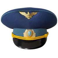 Postsowjetisches ukrainisches Militäroffiziersuniform-Metallabzeichen mit Schirmmütze