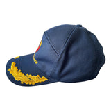 Sommer-Baseballmütze aus blauer Baumwolle, bestickt mit dem sowjetischen Wappen. Geboren in der UdSSR
