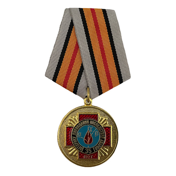 Preismedaille für den russischen Veteranen von Tschernobyl zum 35. Jahrestag der Katastrophe